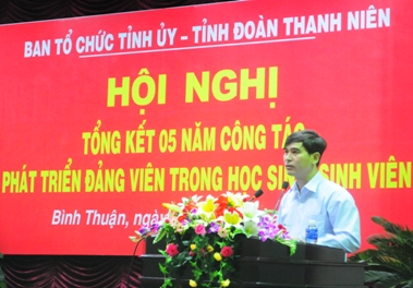 Dc Dương Văn An - Phó bí thư tỉnh ủy phát biểu tại hội nghị